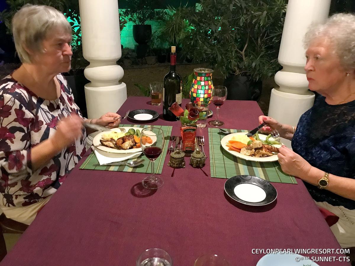 Ceylon Pearlwing Resort 尼甘布 外观 照片